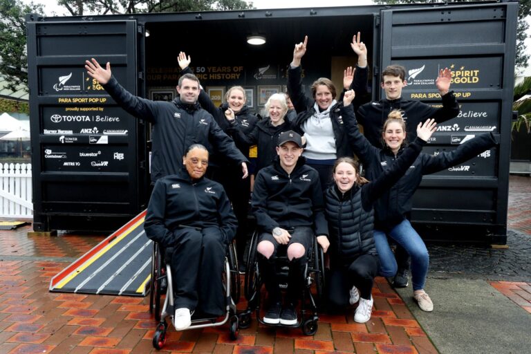 Para athletes in front of Para Sport Pop Up