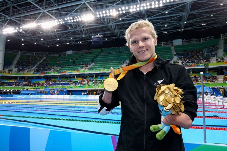 Cameron Leslie, New Zealand Paralympian with Rio 2016 medal