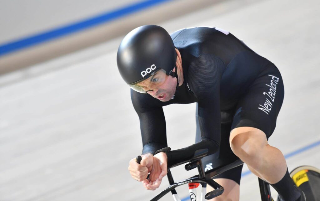 Para cyclist Nick Blincoe on the track