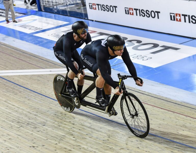 Tandem of Para cyclists Mitch Wilson and Jackson Ogle on the track