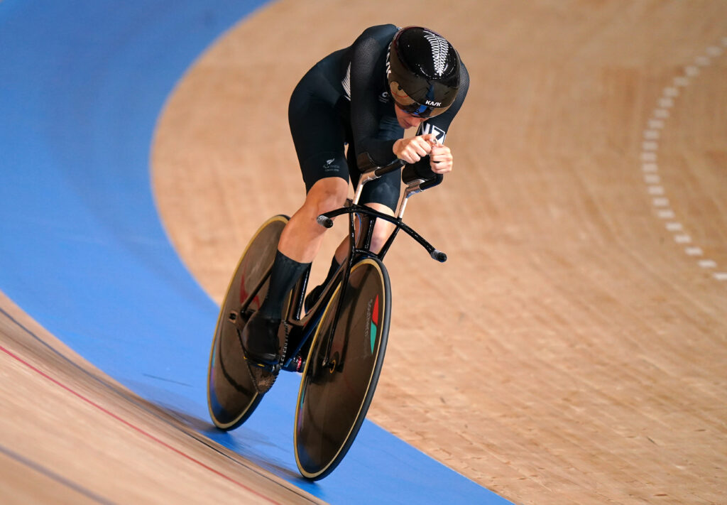 Paralympian Sarah Ellington competing at the Tokyo 2020 Paralympic Games in the Women's C1-3 3000m Individual Pursuit. 