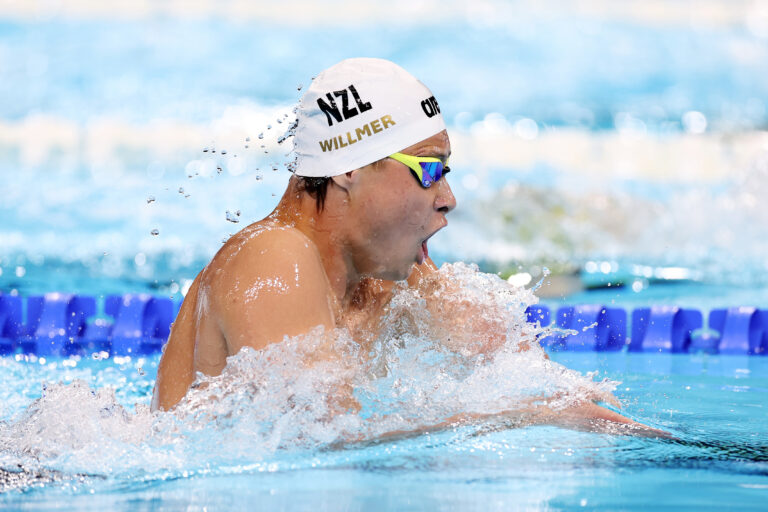 Joshua Willmer pushes through the water in breaststroke at Paris 2024.