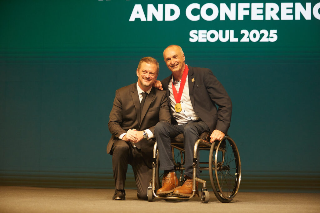 Duane Kale photographed with IPC president Andrew Parsons. 